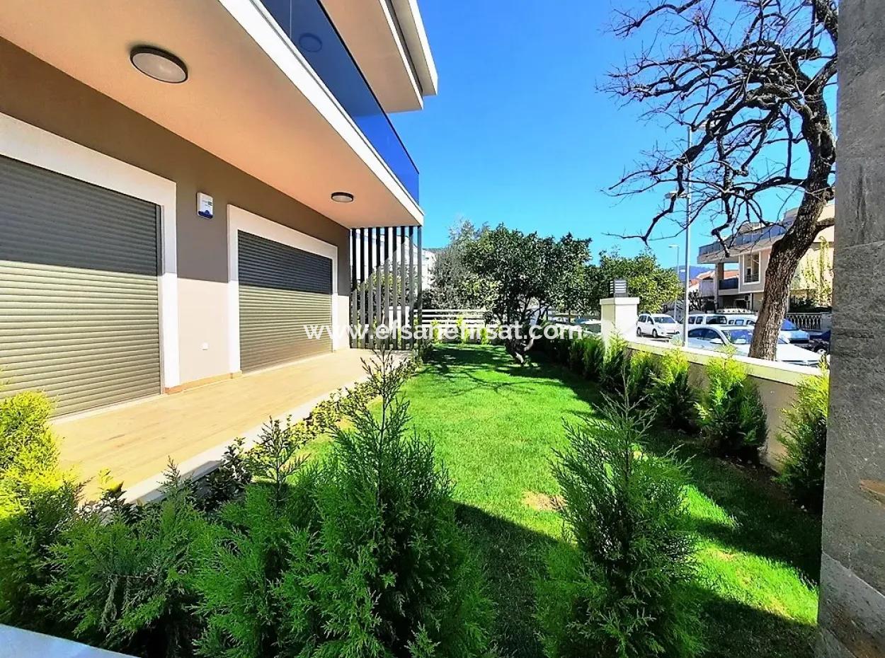 3+ 1 Null Duplexe Mit Gemeinsamem Schwimmbad Zum Verkauf In Marmaris Zentrum