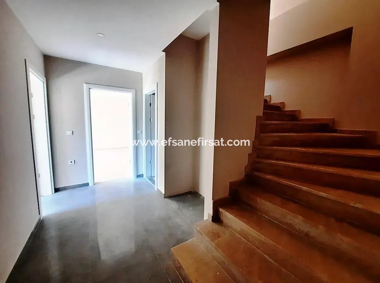 3+ 1 Null Duplexe Mit Gemeinsamem Schwimmbad Zum Verkauf In Marmaris Zentrum