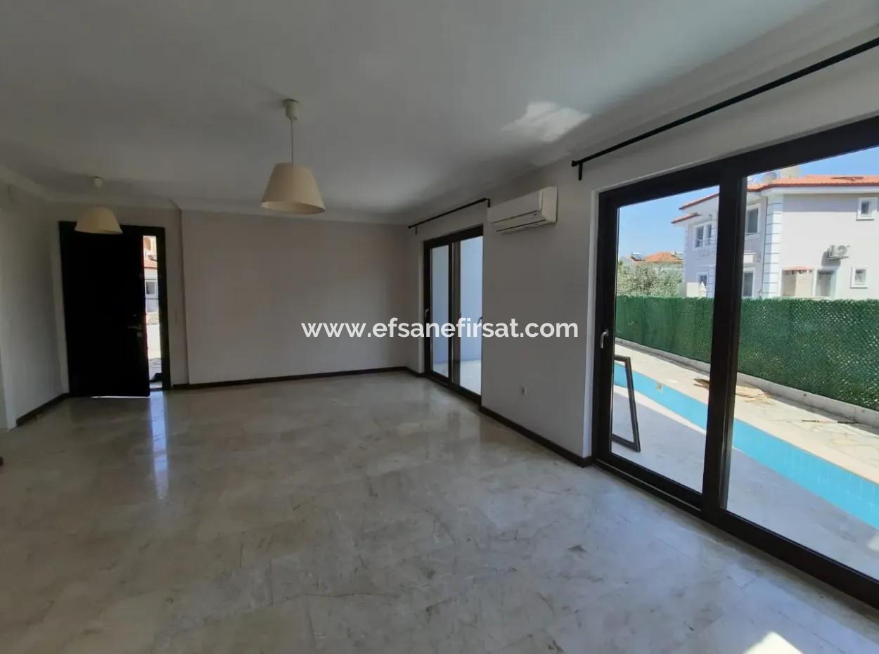 3 Triplex Villen Mit Mugla Ortaca Dalyan Schwimmbad Komplett Zu Verkaufen