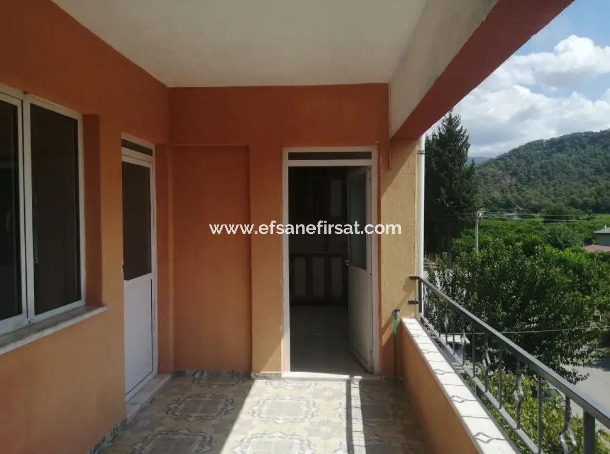 Mugla Ortaca Çaylı 130 M2 3+ 1 Wohnung Zu Vermieten