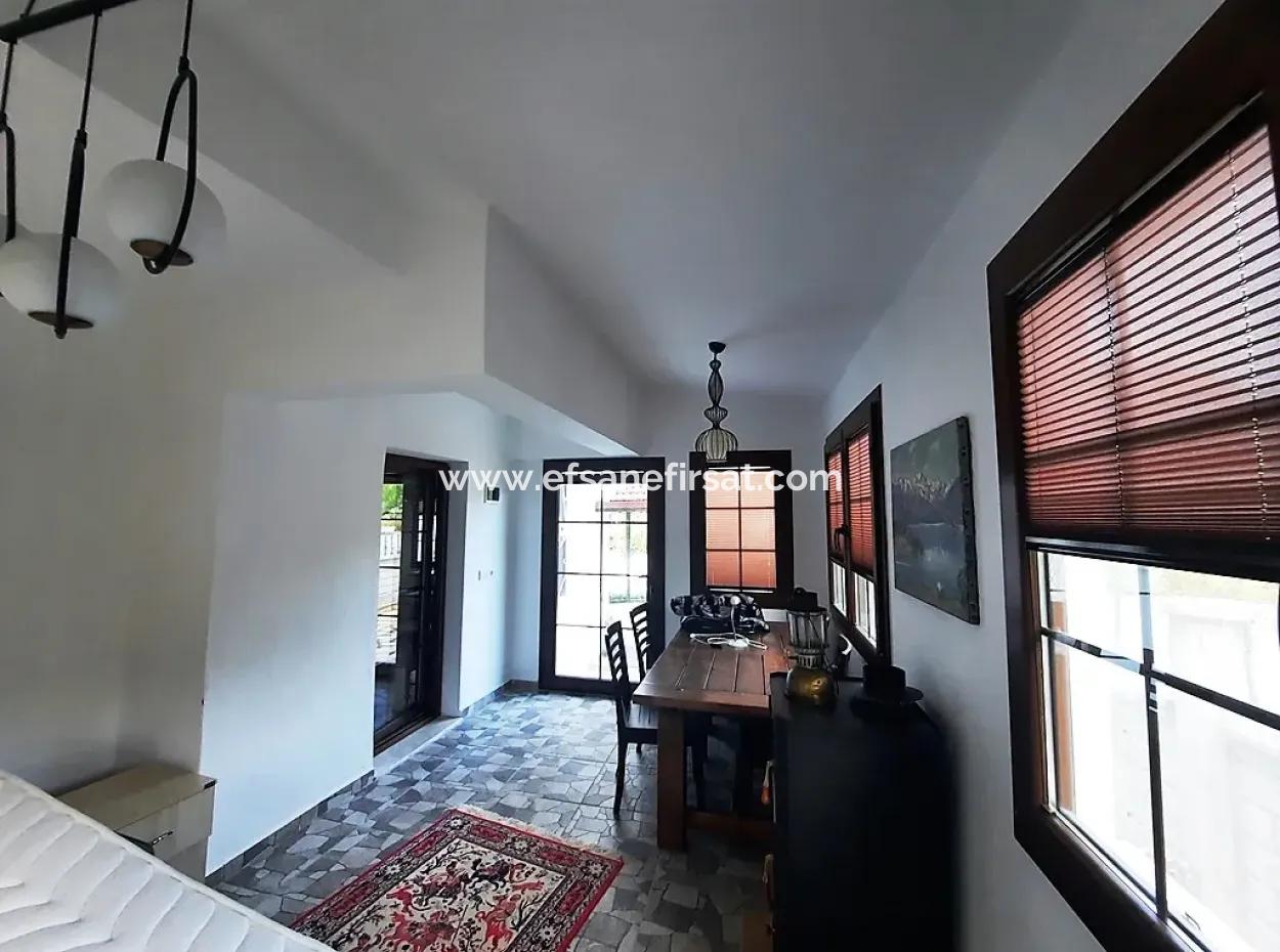 Mugla Dalyan 845 M2 Grundstück 6+ 2 Villen Mit Pool Zum Verkauf