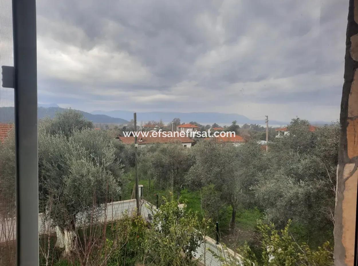Villa Mit 200 M2 Seeblick Auf 1700 M2 Grundstück In Köyceğiz Zeytinalan Steht Zum Verkauf