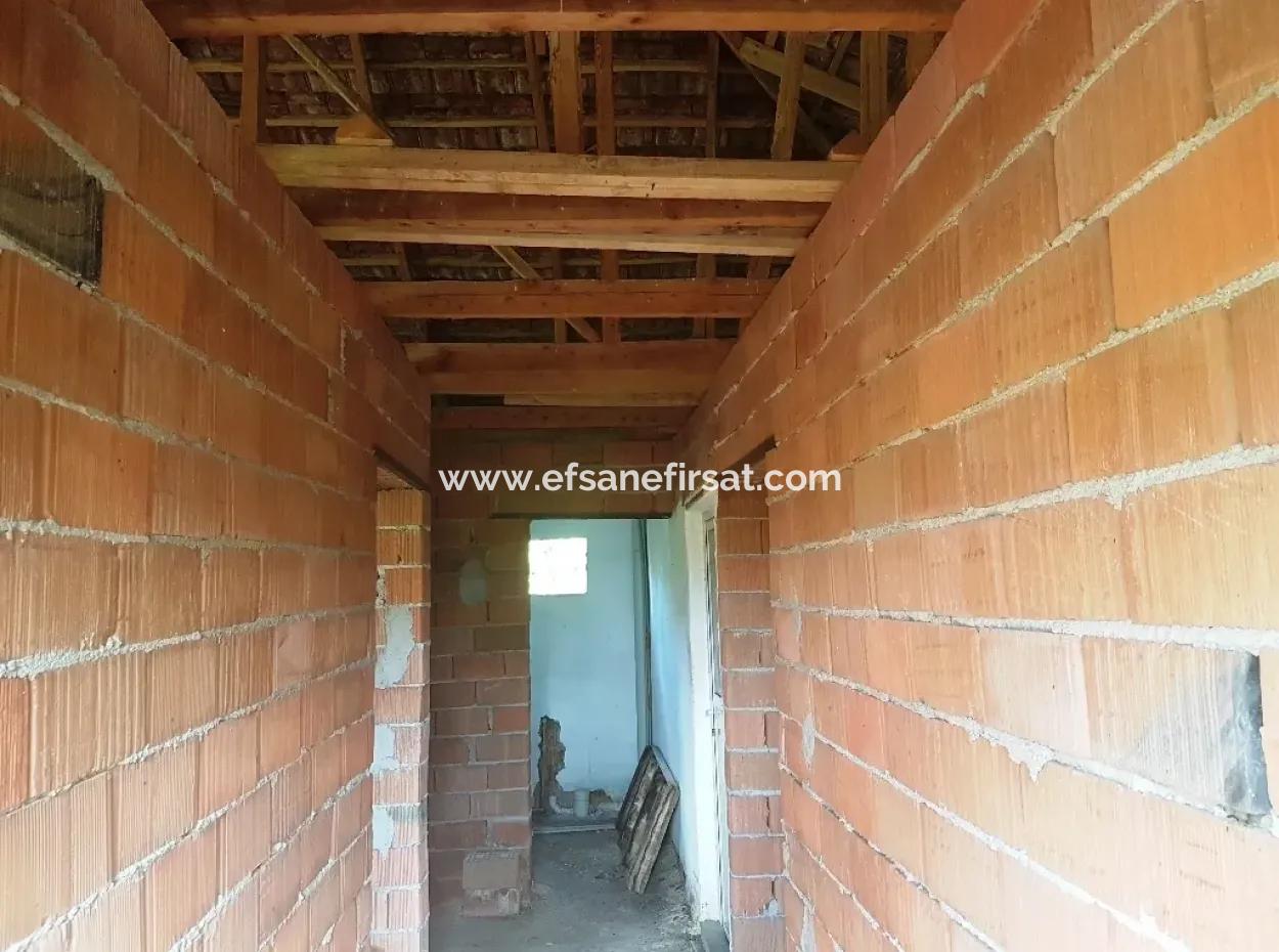 Freistehendes Haus Im Dorf Zum Verkauf In Ta Yeşilyurt