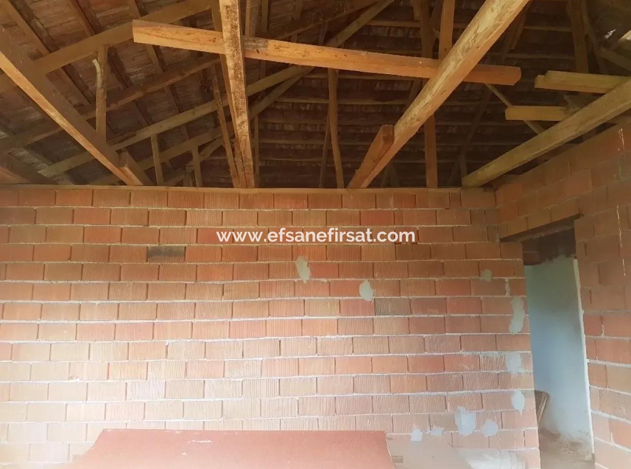 Freistehendes Haus Im Dorf Zum Verkauf In Ta Yeşilyurt