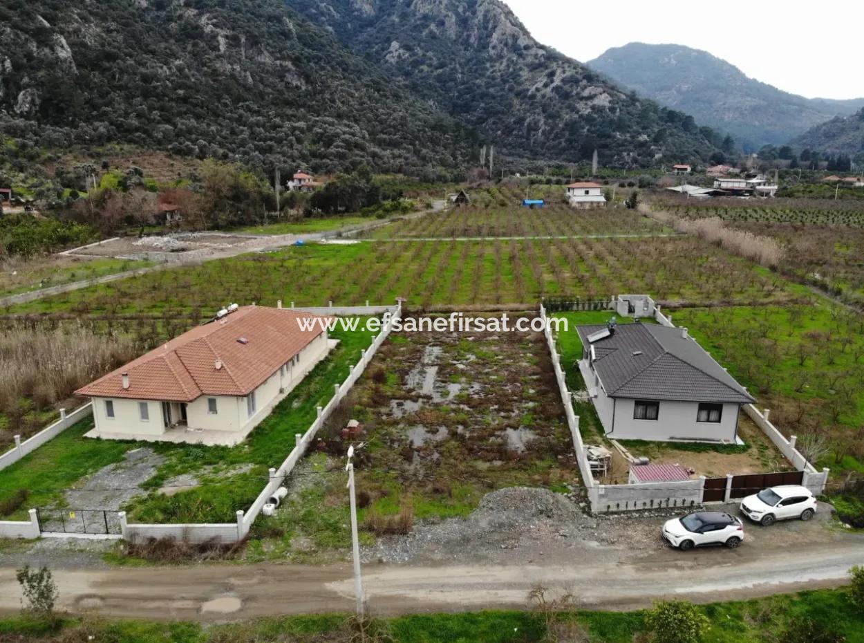 1000 M2 Freistehendes Grundstück Mit Zonierung Zum Verkauf In Ortaca Mergenli