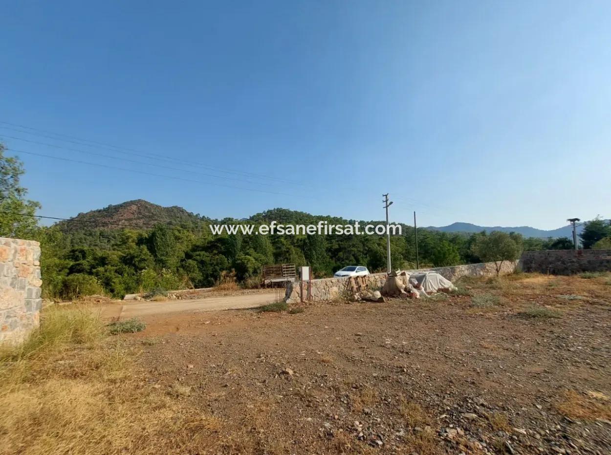 Freistehendes 1 000 M2 Baulizenz Bereit Grundstück Zum Verkauf In Köyceğiz Beyobasi