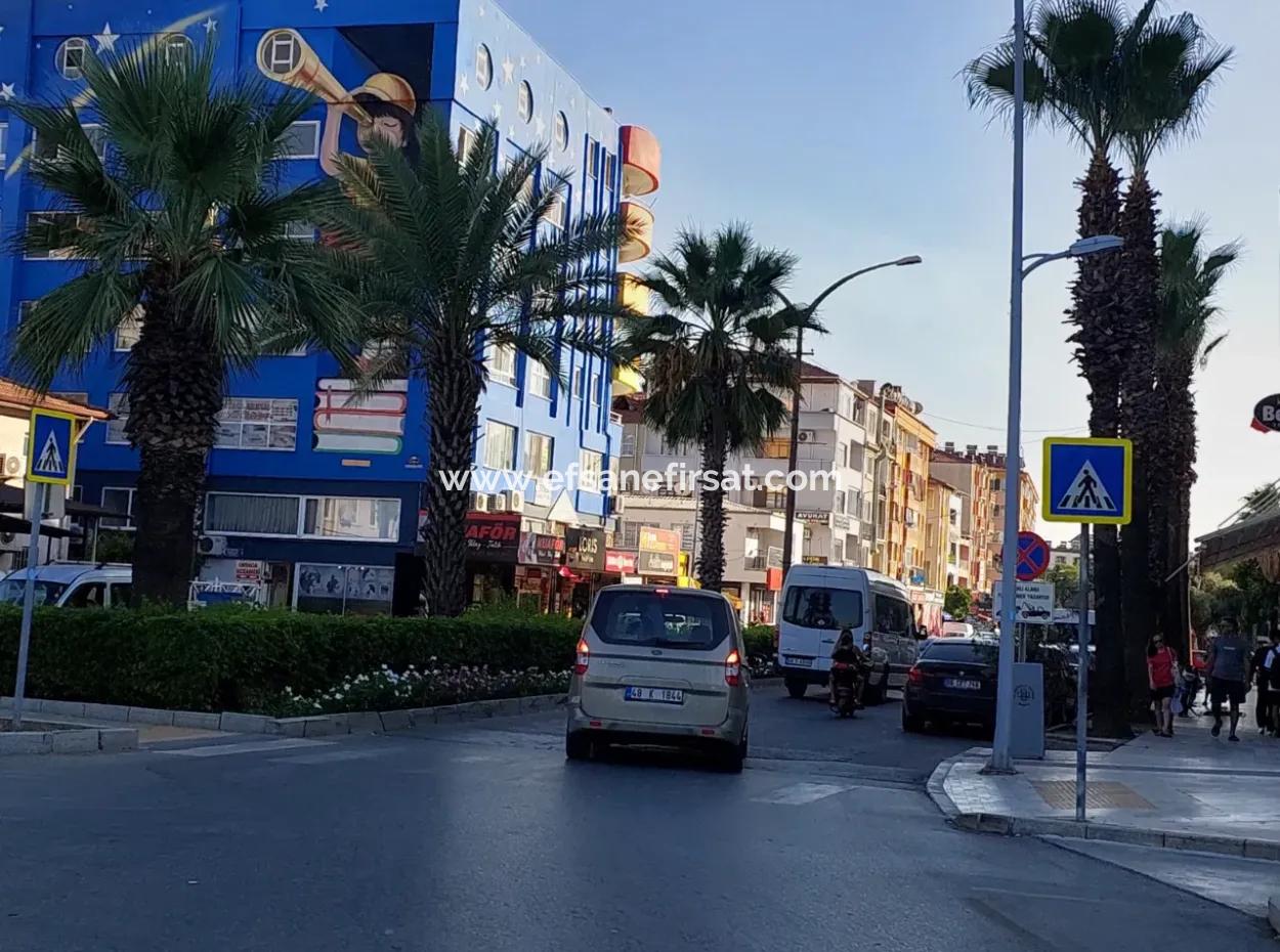 300 300 M2 Geschäft Mit Firmenmieter Im Zentrum Von Ortaca Wird Zum Verkauf Oder Tausch