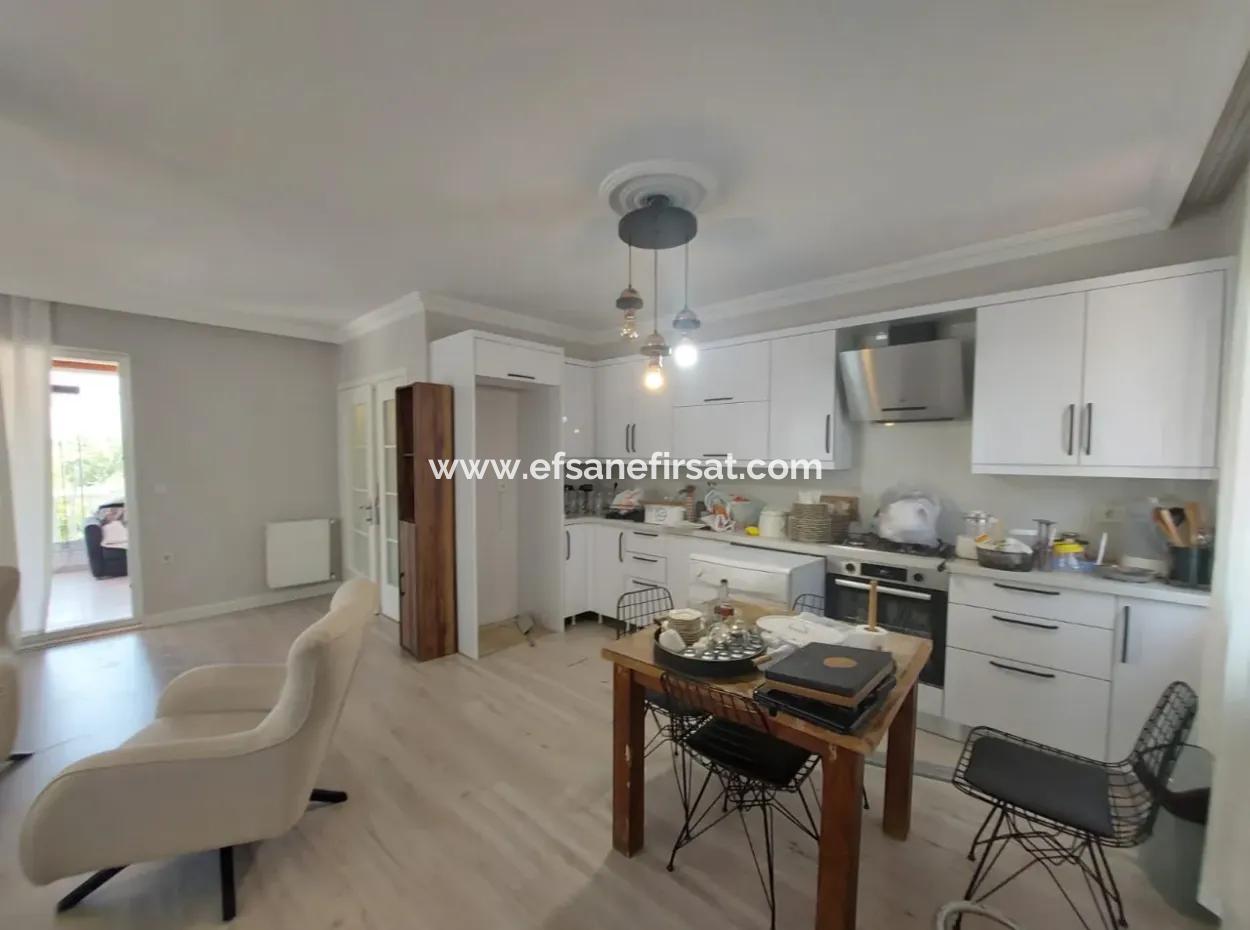 Auf Einem 500 M2 Großen Freistehenden Grundstück In Muğla Dalyan Stehen 2 Möblierte Wohnungen Von 220 M2 Zur Miete