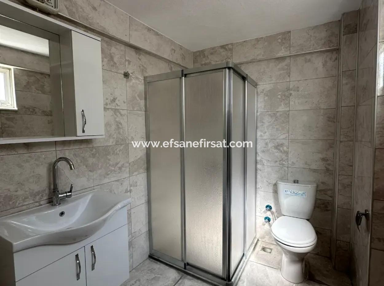 3 1 Geschlossene Küche Wohnung Zu Vermieten Im Zentrum Von Ortaca