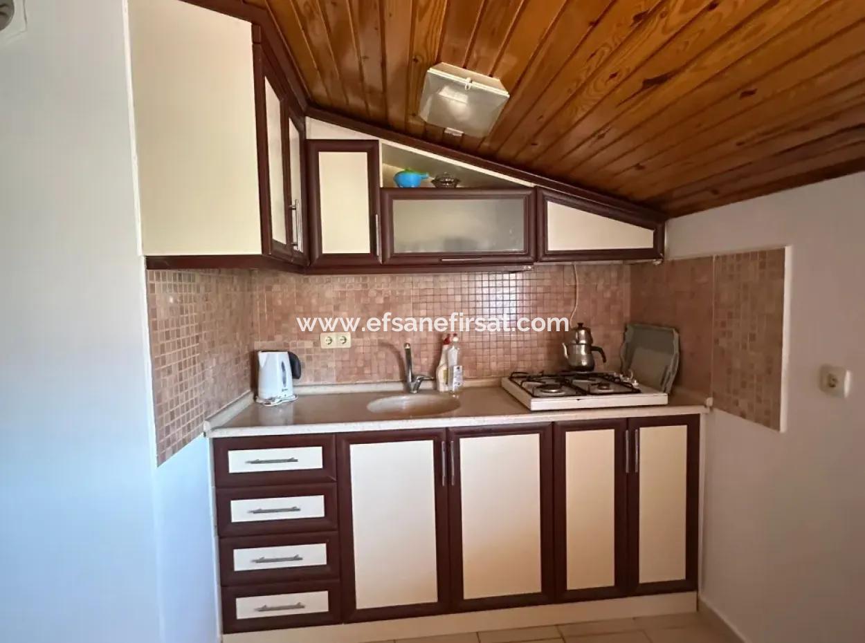 1 1 Penthouse-Wohnung Zu Vermieten In Ortaca Cumhuriyet