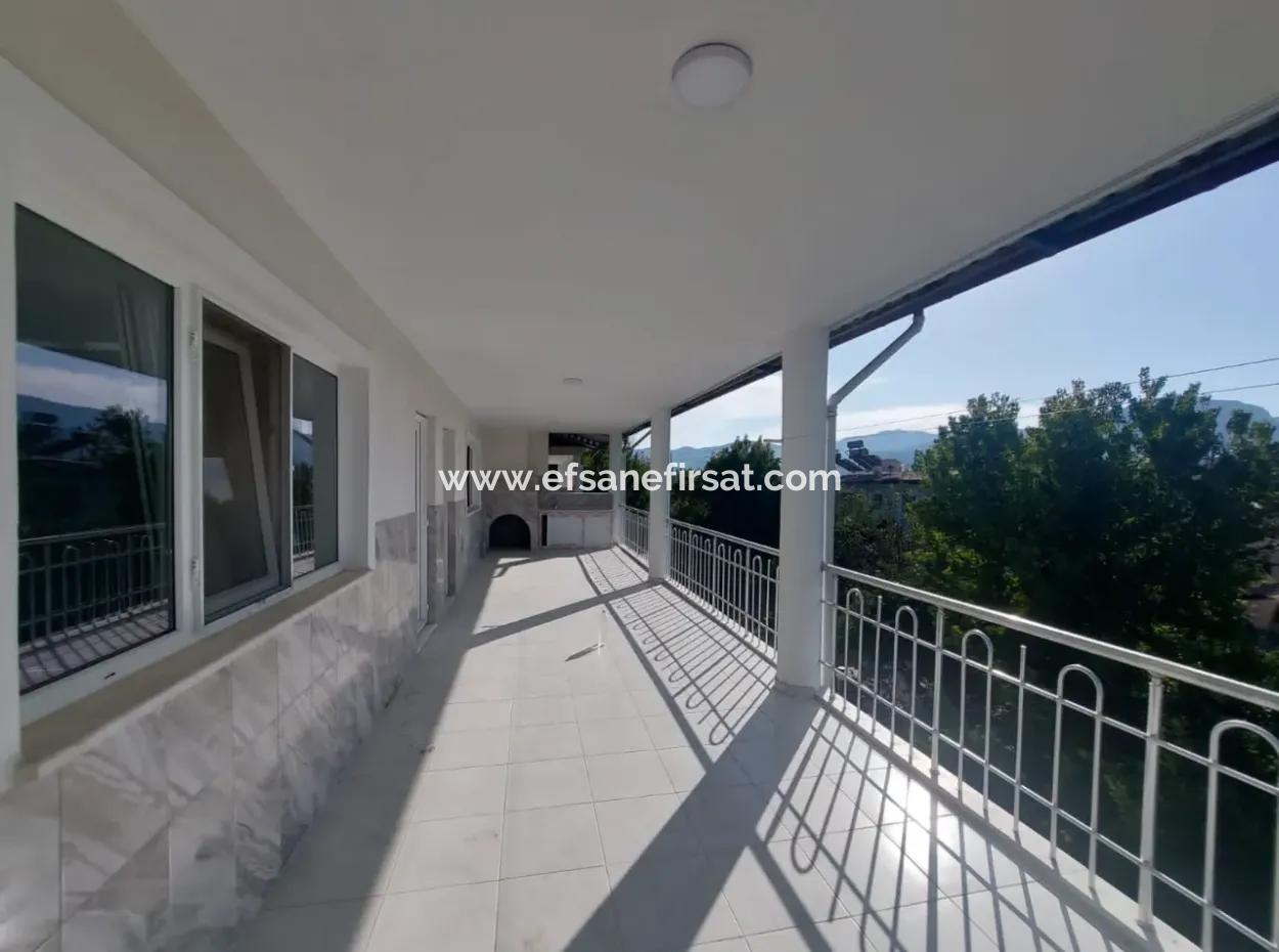 220 M², 3 1 Haus Zur Miete In Muğla Ortaca Eskiköy.