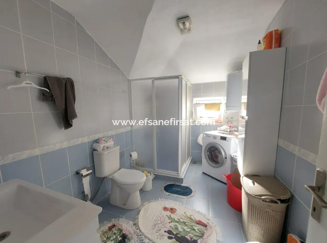 Ein Haus Mit 4 1 Und 3 1 Schwimmbädern Auf Einem 645 M² Großen Grundstück In Ortaca Kemaliye Steht Zum Verkauf Oder Zum Tausch.