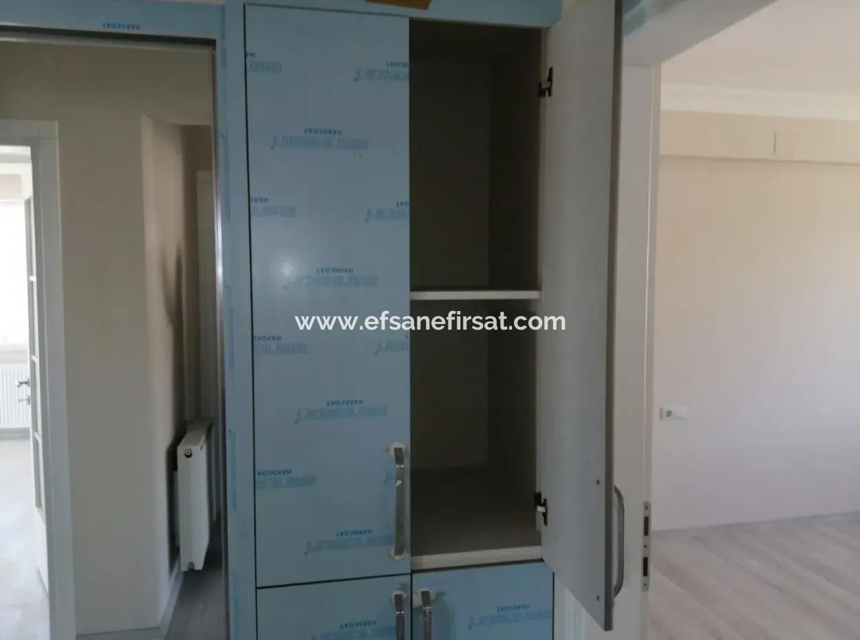 Luxus-Wohnungen Zum Verkauf 90 M2 2 +1 Bahçelievler Zentralheizung Oriya