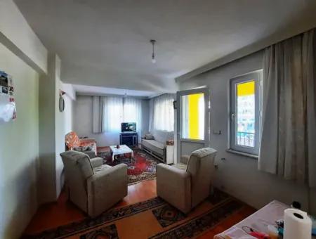 Große Geräumige Wohnung Mit 3+ 1. Stock Möbel Zu Vermieten In Ortaca Zentrum