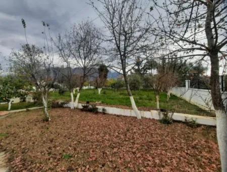 Villa Mit 200 M2 Seeblick Auf 1700 M2 Grundstück In Köyceğiz Zeytinalan Steht Zum Verkauf