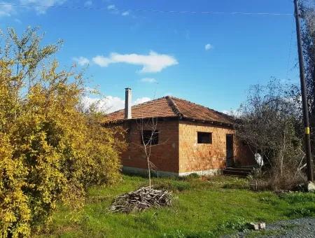 Freistehendes Haus Im Dorf Zum Verkauf In Ta Yeşilyurt