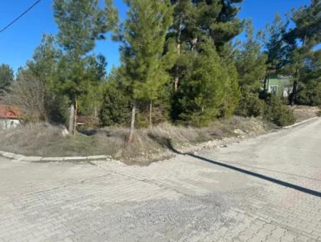 455 M2, 250 M2 Grundstück Mit Baurechten Zum Verkauf In Acıpayam Kelekçi