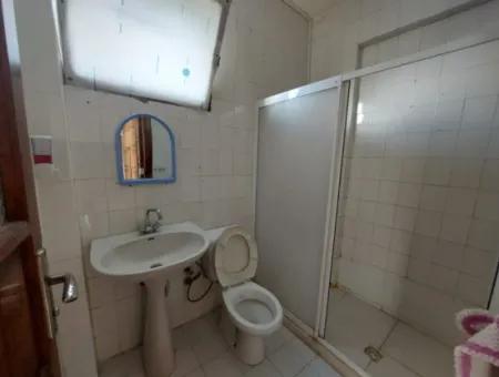 Im Zentrum Von Dalyan, Muğla, 2 1 Unmöblierte Wohnung Zu Vermieten
