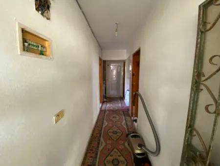 Einfamilienhaus Und Gewächshaus Zum Verkauf Auf Einem 5200 M2 Großen Feld In Ortaca Eskiköy