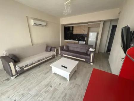 Möblierte 1 1 Geräumige Wohnung Zu Vermieten Im Zentrum Von Ortaca Çarşı.
