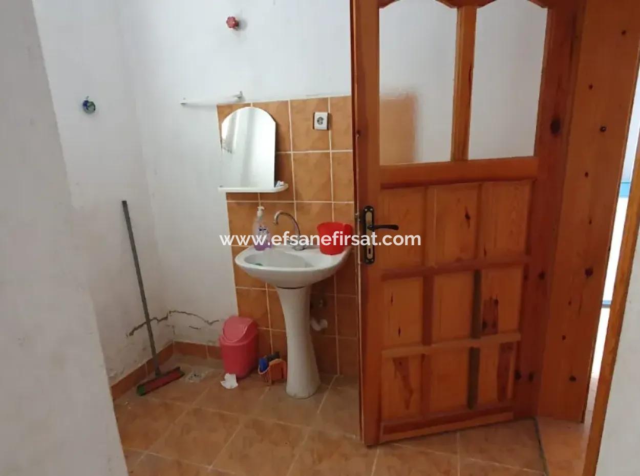 Land With 2 Houses In Denizli Çameli Ericek For Sale