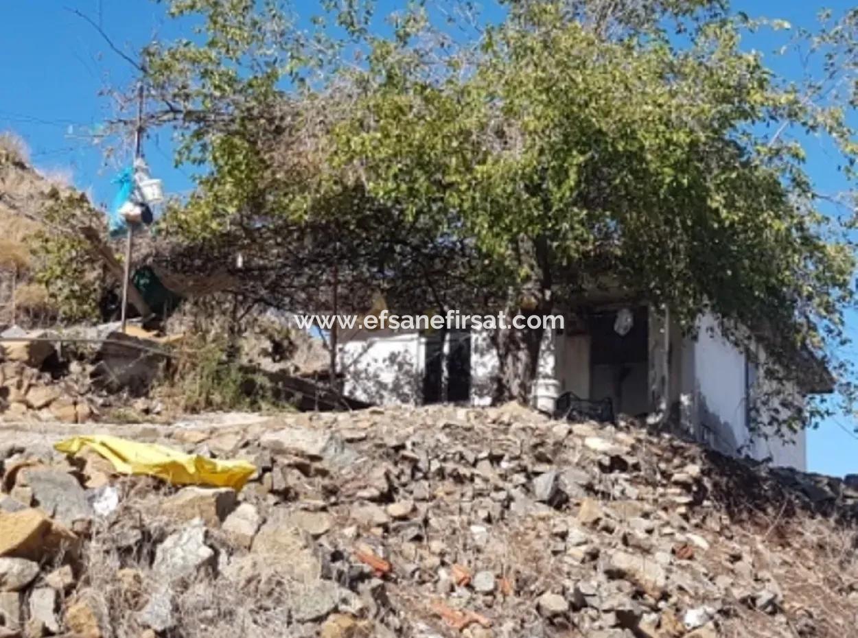 Eksiliyurt Oriya Village House For Sale