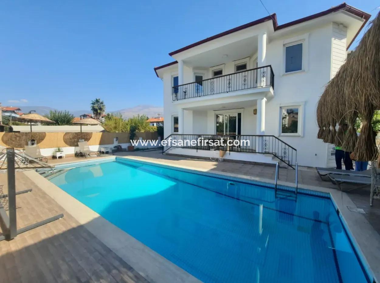Köyceğizde Close To The Lake Swimming Pool, Furnished, 7 1 Detached Triplex For Rent Until May