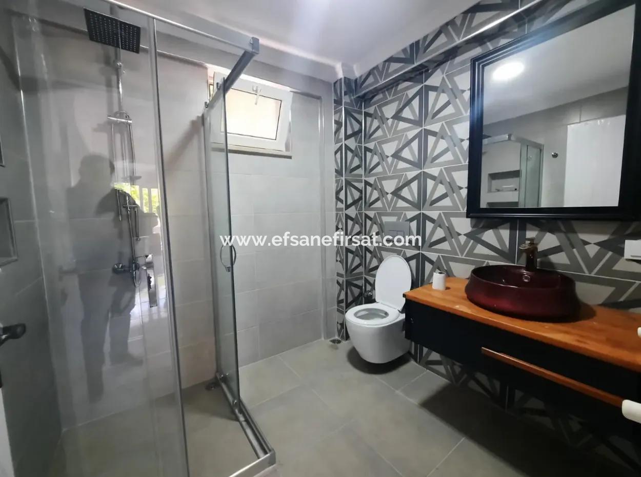 Köyceğizde Close To The Lake Swimming Pool, Furnished, 7 1 Detached Triplex For Rent Until May