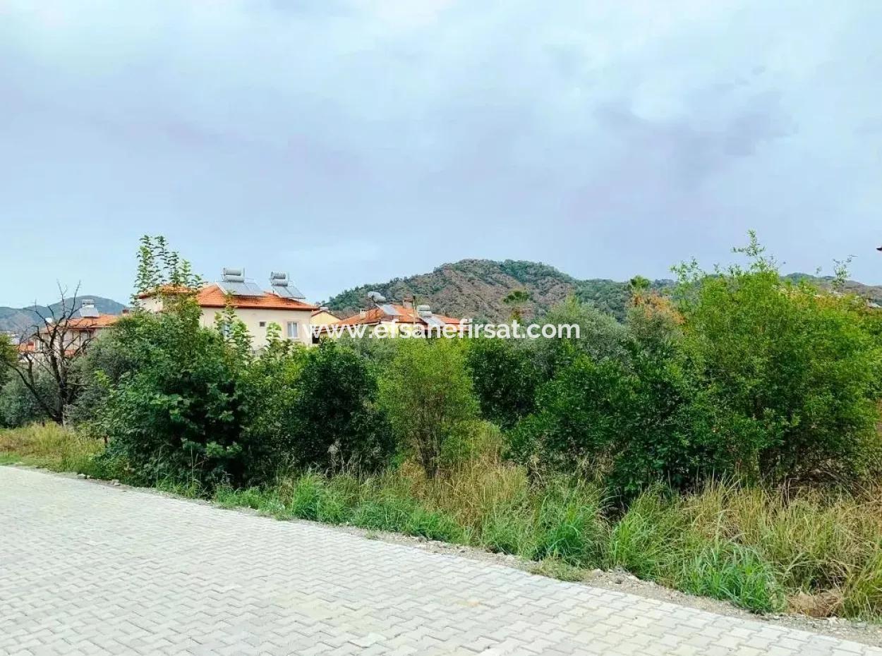 Residential Plot For Sale In The Center Of Oriya