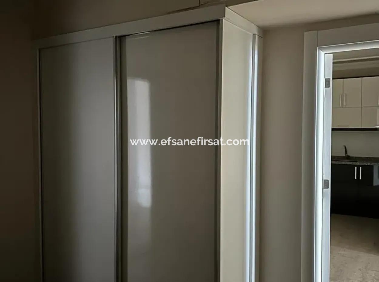 Boulevard Façade 138 M2 3 1 Apartment For Rent