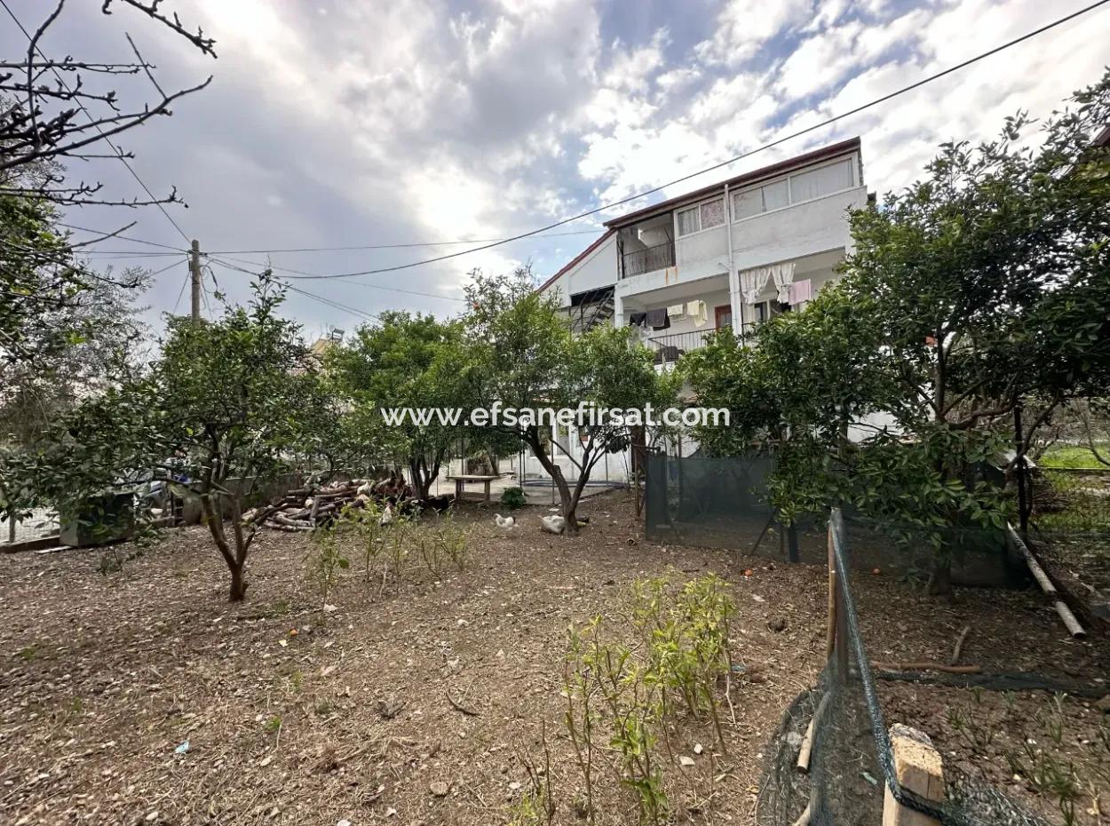 Ortaca Cumhuriyet Mah. 3-Storey House Complete For Sale In 357 M2 Plot