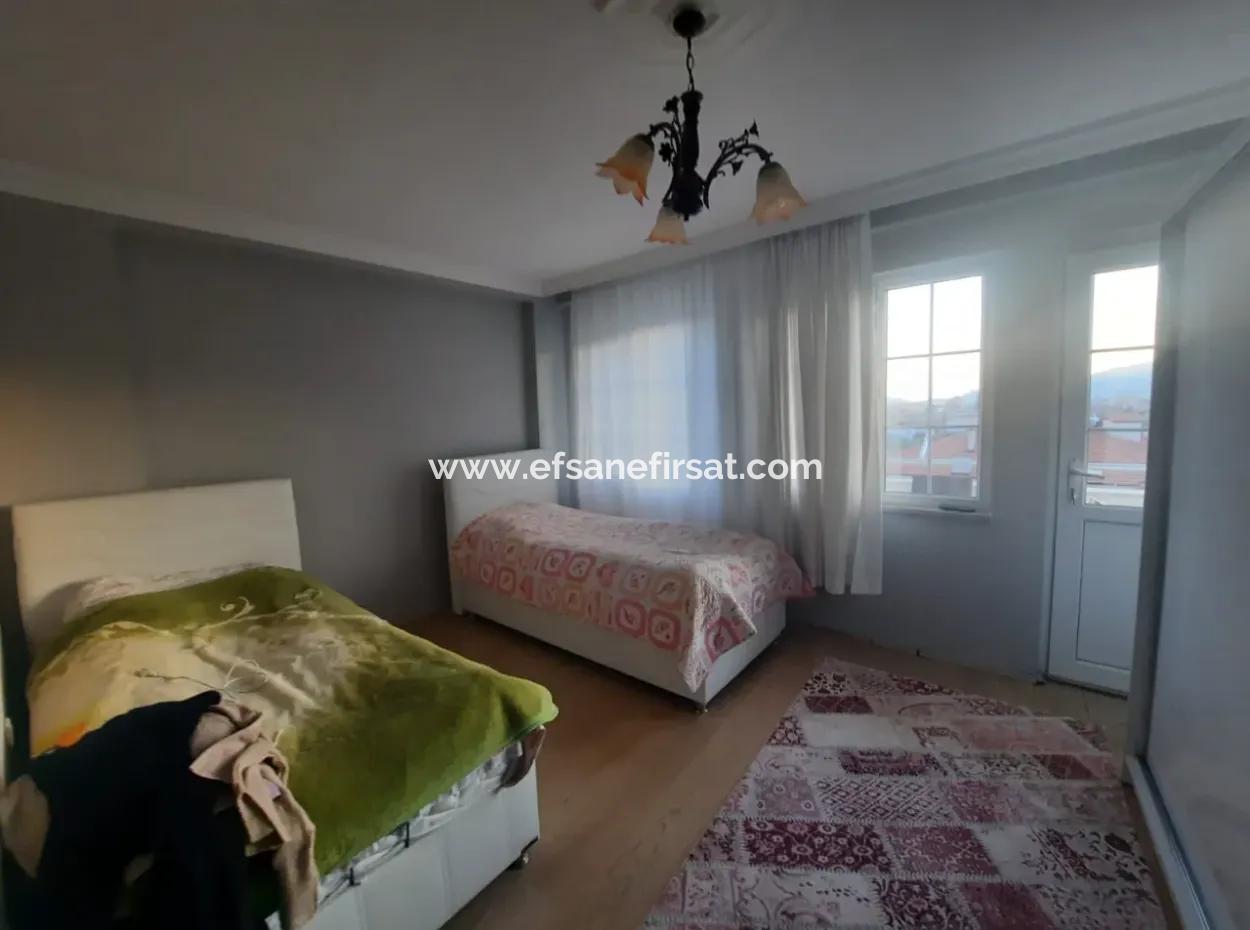 130 M2, 3 1 Apartment For Sale In Ortaka Center Kelepir Emergency