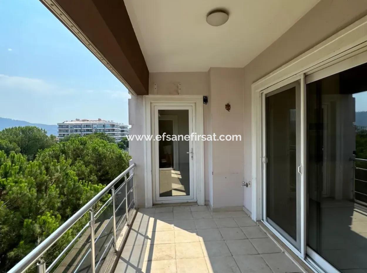 Ortaca Da 3 1 Boulevard Front Apartment For Rent