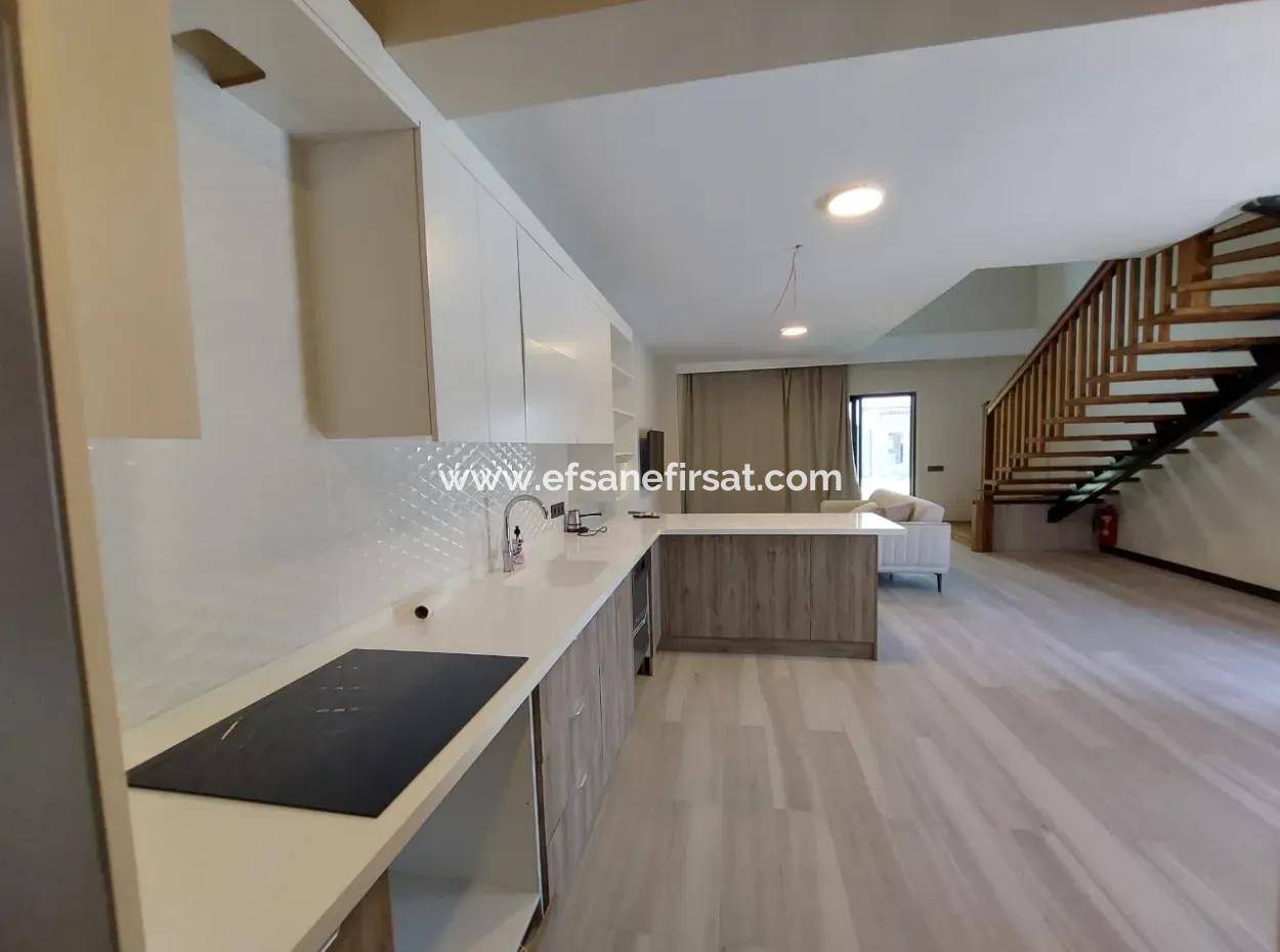 8 Brand New Villas On A 2.600 M2 Detached Plot By The Canal In Muğla Dalyanda For Rent For Tourism Business