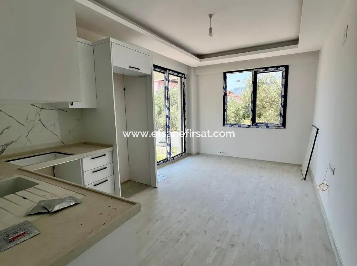 High Entrance 1 1 Apartment For Rent In Ortaca Karaburun