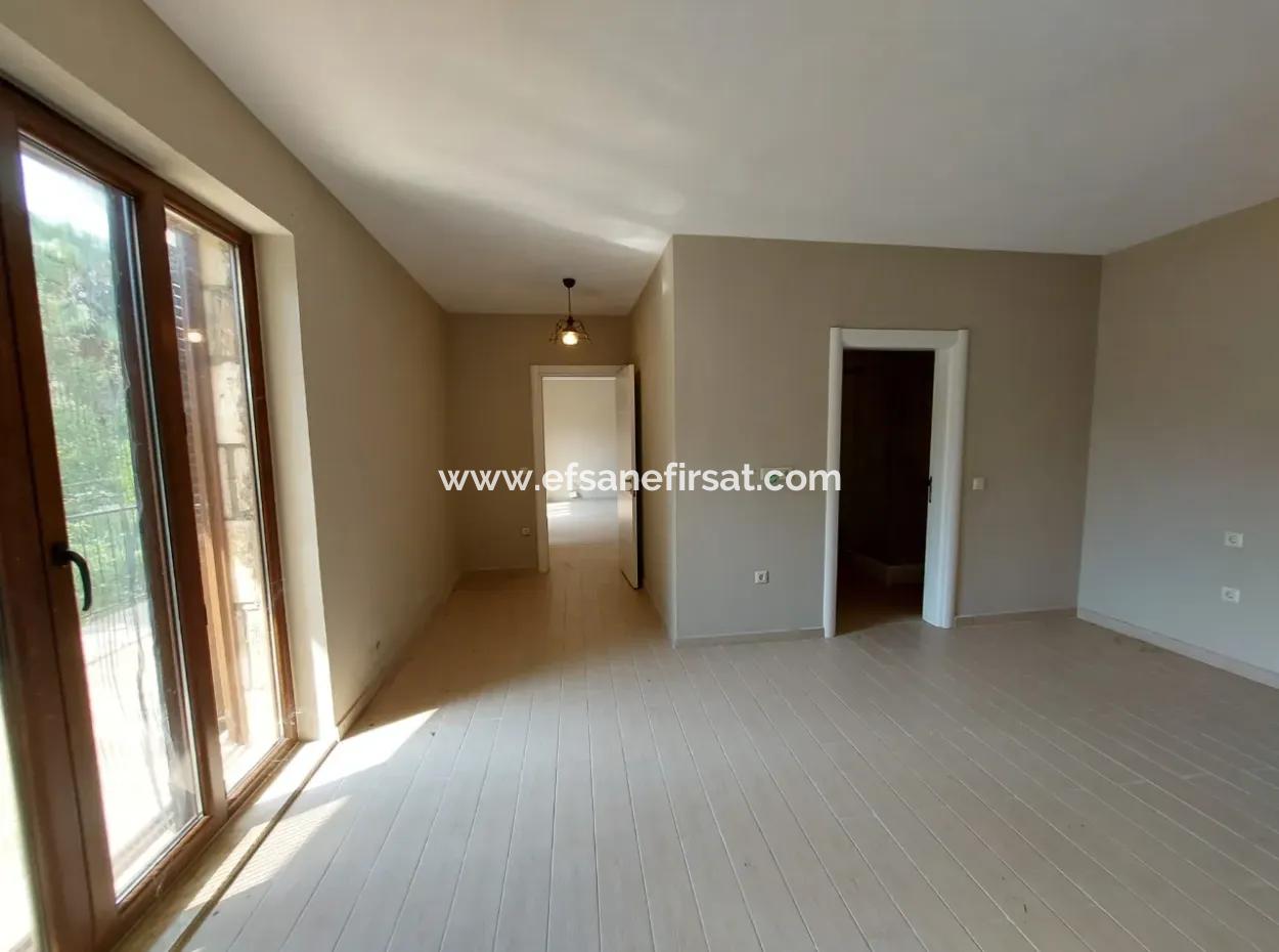 Houses On 3.500 M² Land Suitable For Tourism Investment In Muğla Dalyan For Sale