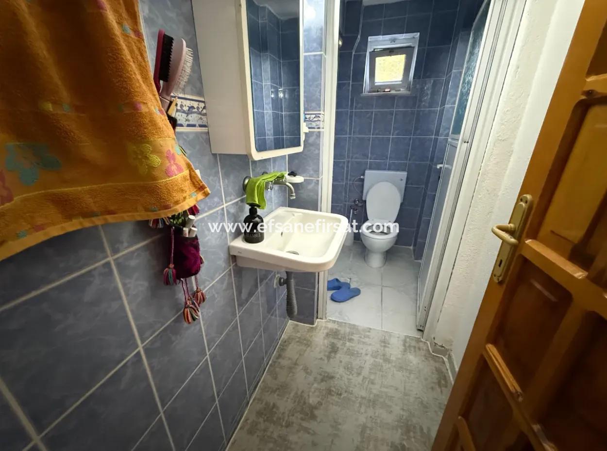 A Detached 2.5-Storey Building On The Dalyan Road In Ortacada Is For Sale.