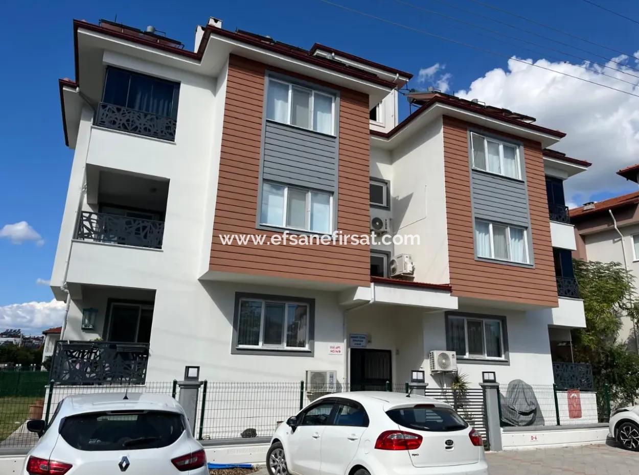 Ortaca Cumhuriyet De Boulevard Façade 3 1 Flat For Sale