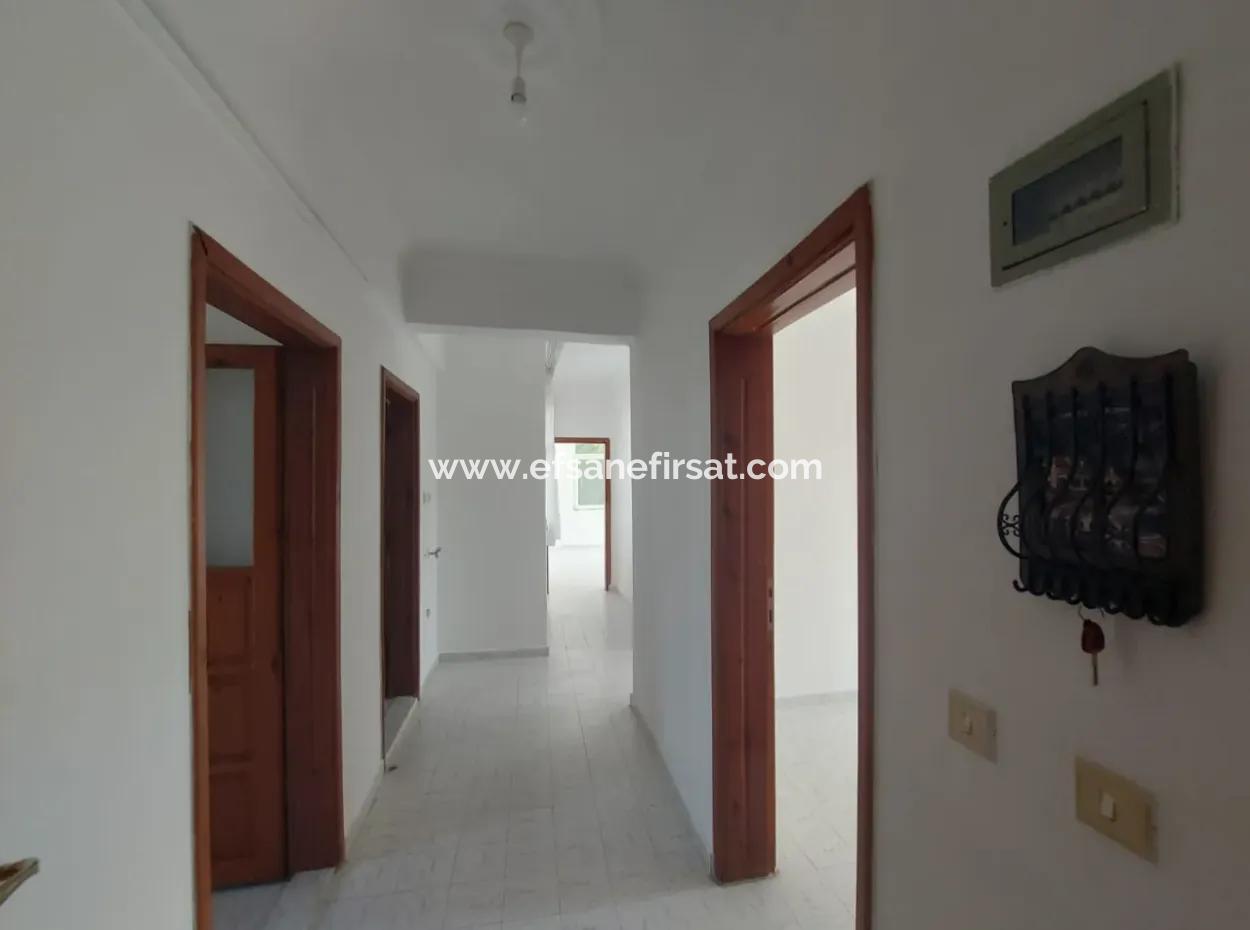 In The Center Of Dalyan, Muğla, 2 1 Unfurnished Apartment For Rent
