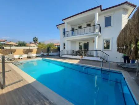 Köyceğizde Near The Lake With Swimming Pool 7 1 Detached Triplex For Sale