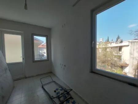 In The Center Of Dalyan, Muğla, 2 1 Unfurnished Apartment For Rent