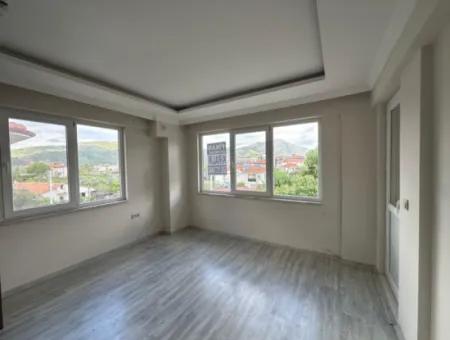3 1 Spacious Apartment For Rent In Ortaca Cumhuriyet