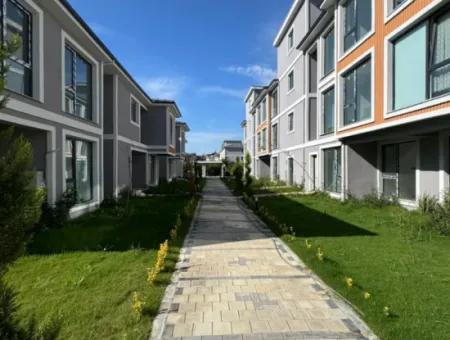 2 1 Apartments With On-Site Pool For Rent In Ortaca Arıkbaşı 