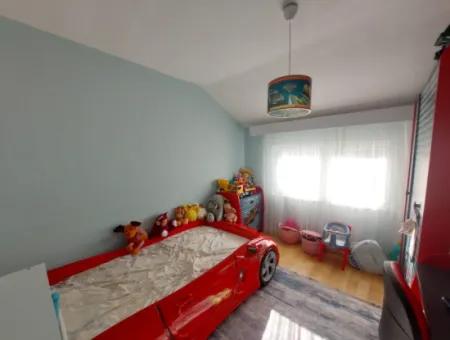 A House With 4 1 And 3 1 Swimming Pools On 645 M2 Land In Ortaca Kemaliye Is For Sale Or Exchange.