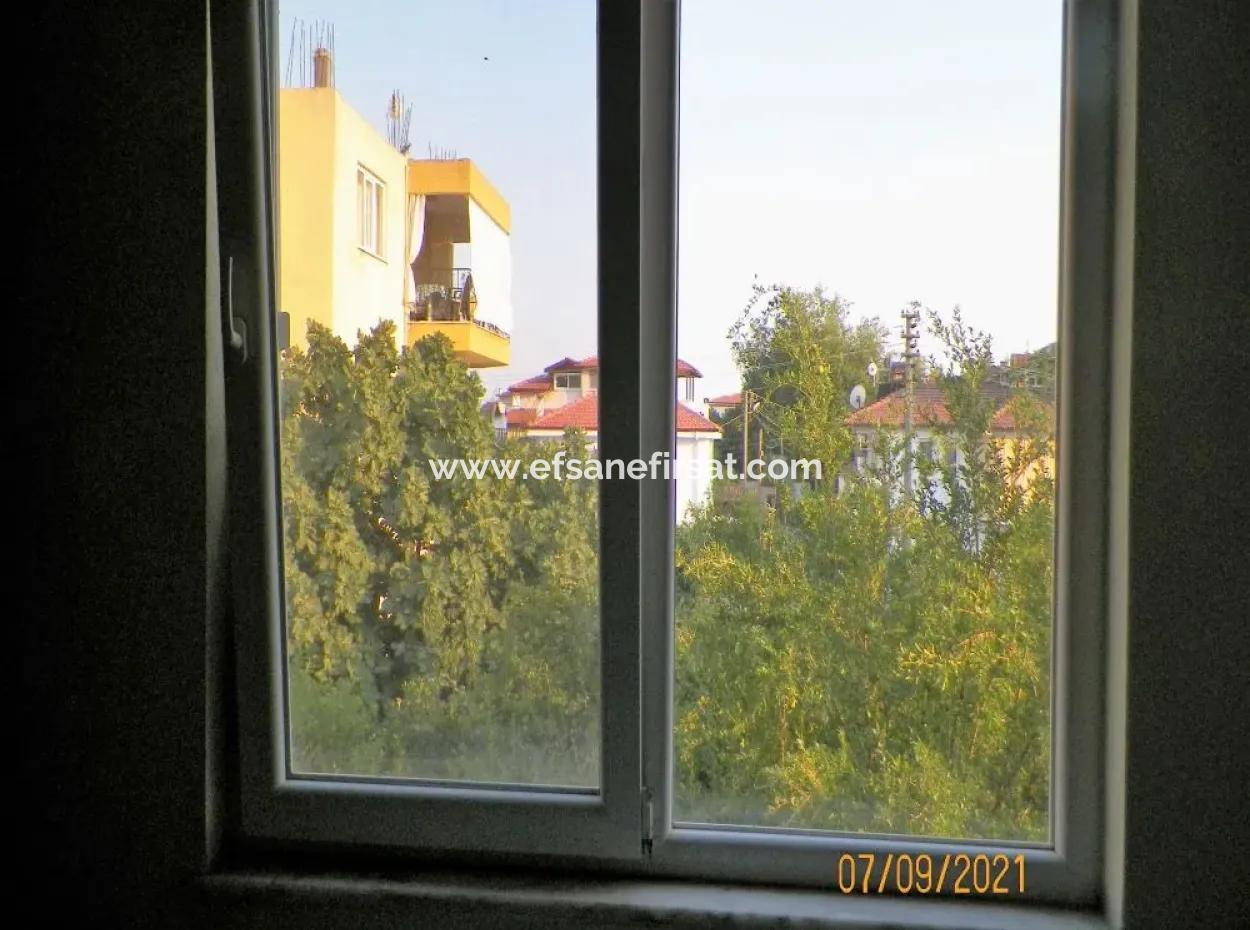 Muğla Ortaca Merkezde 2 Katlı Müstakil Ev Satılık