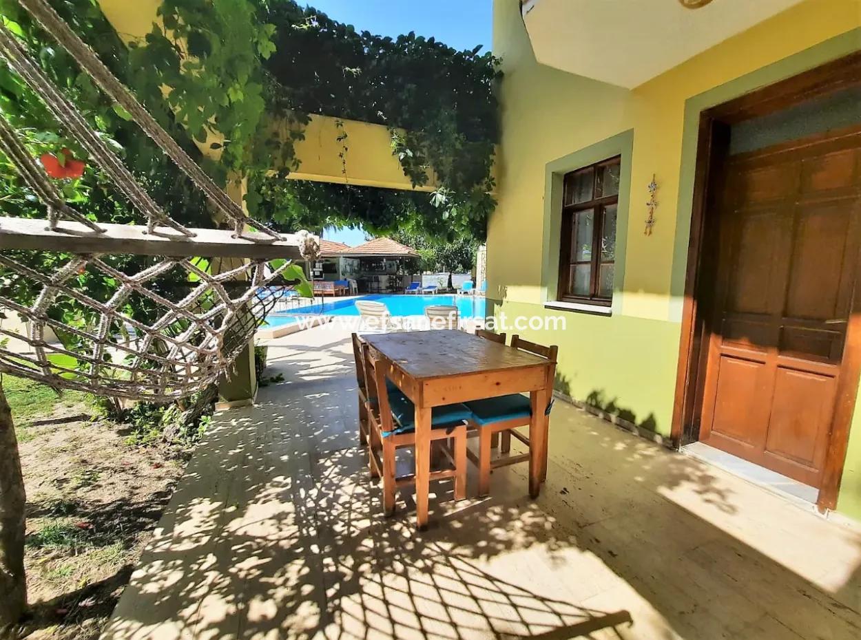 Muğla Dalyanda Satılık 2000 M2 Arsada Apart Otel