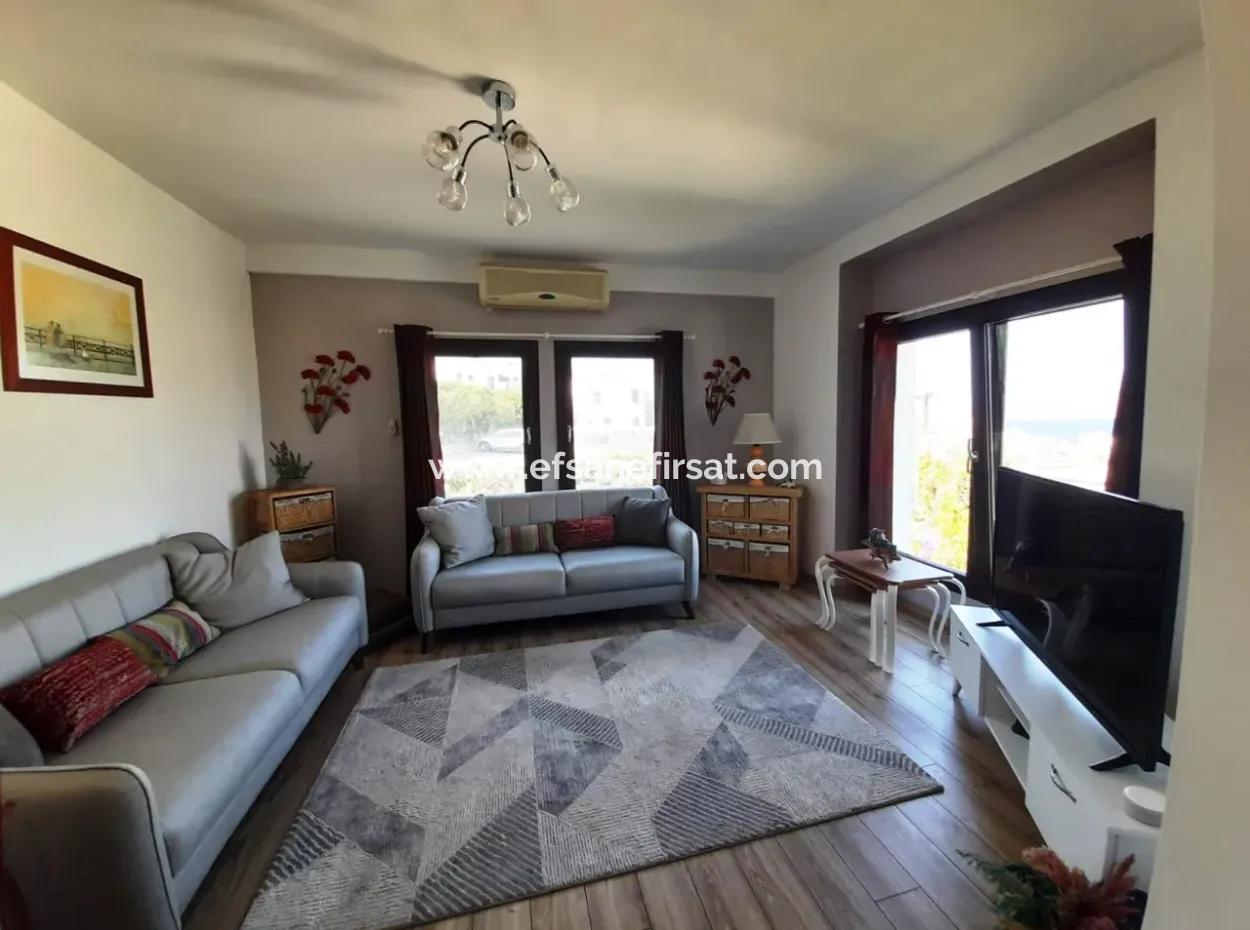 Yalıkavakta Deniz Manzaralı 2+1 Konut Kredisine Uygun Daire Satılık