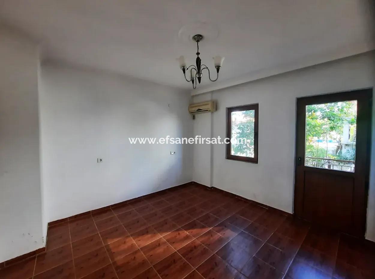 Muğla Ortaca Dalyanda Kiralık Yüzme Havuzlu 2+1 Giriş Kat Daire
