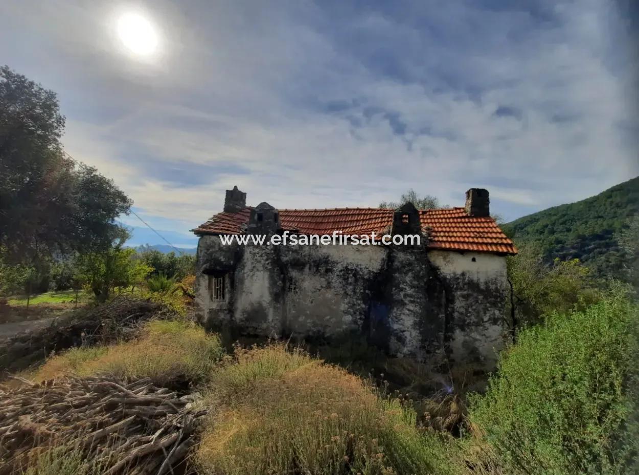 Göcek Gökçeovacıkta Satılık Deniz Manzaralı Ev Ve 246 M2 Arazisi