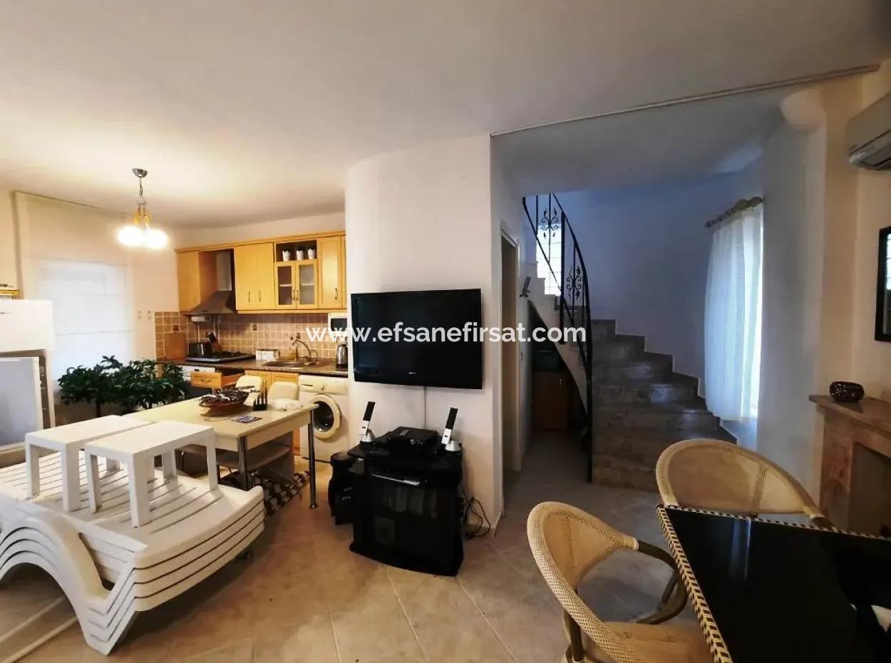 Muğla Ortaca Dalyanda Yüzme Havuzlu 2+1 Müstakil Villa Satılık